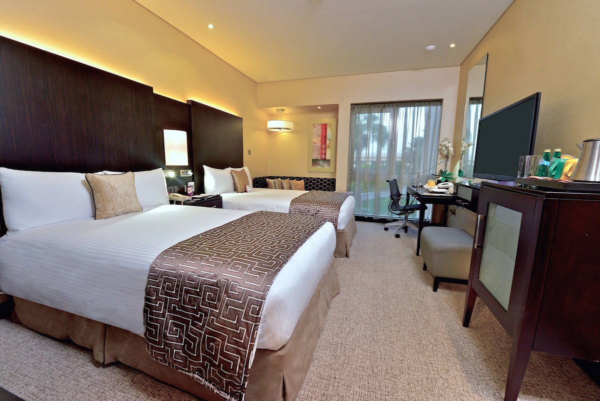 Crowne Plaza Bahrain by IHG 3