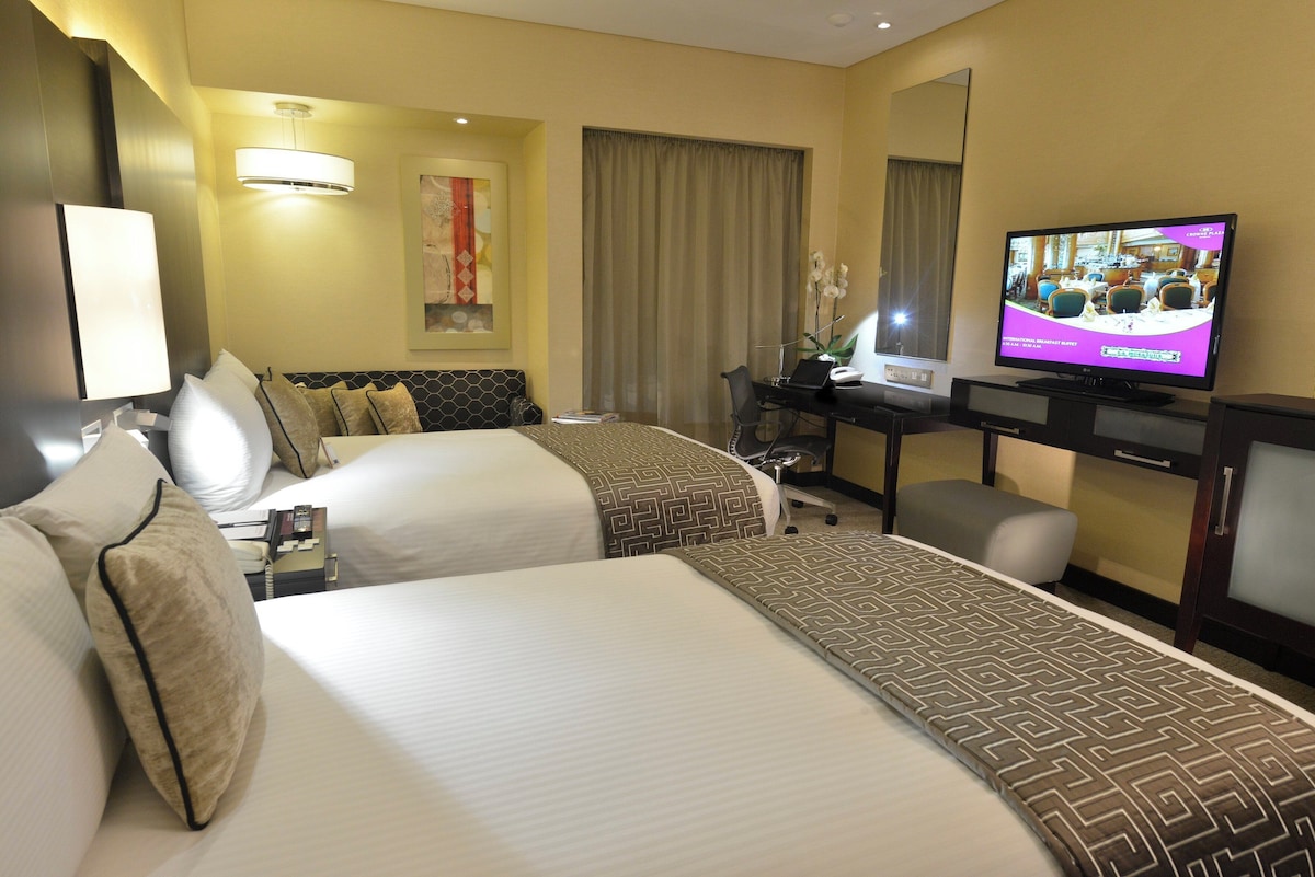 Crowne Plaza Bahrain by IHG 2