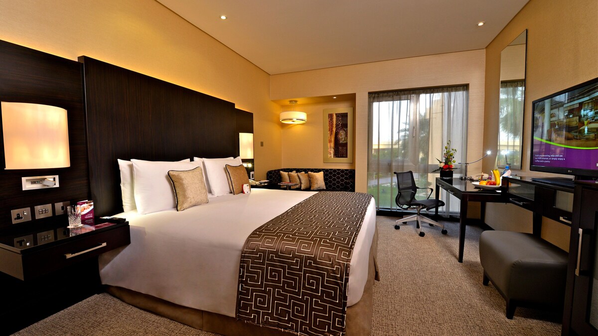Crowne Plaza Bahrain 3