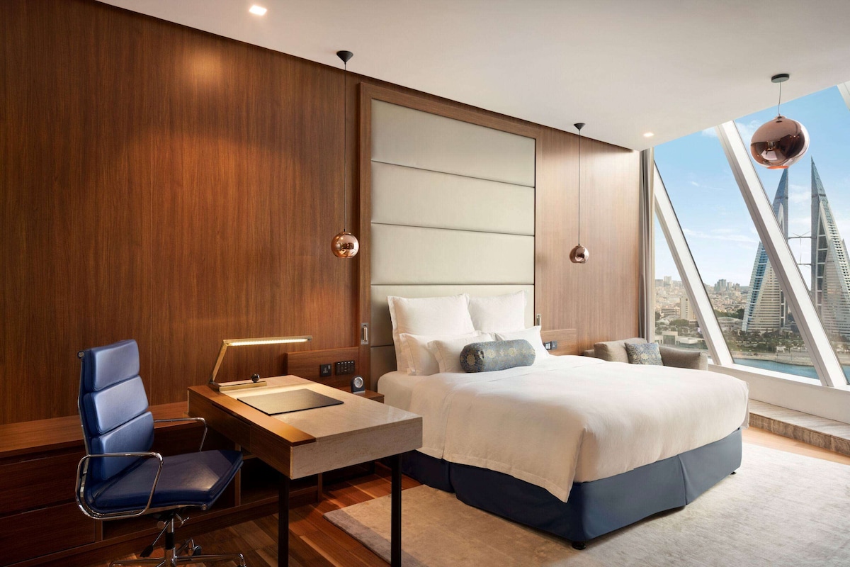 Wyndham Grand Manama 3