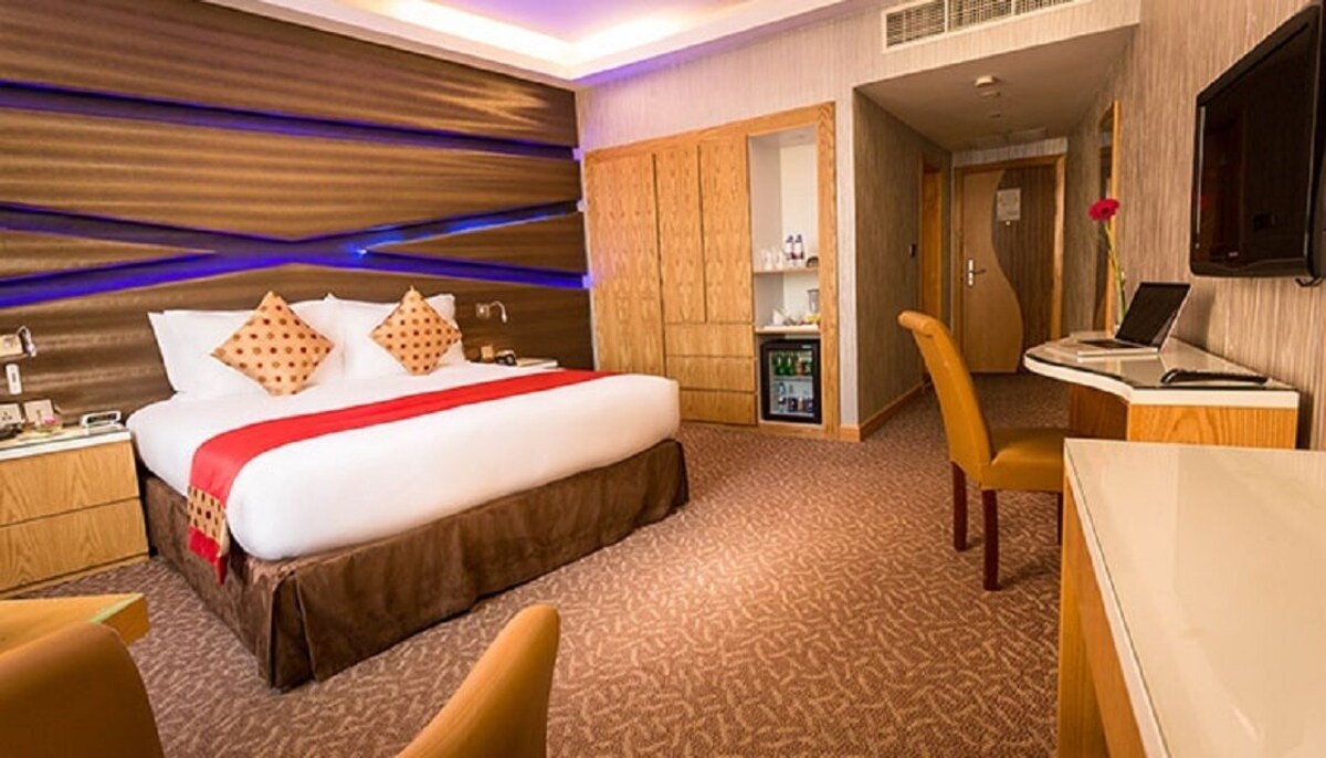 Al Safir Hotel & Tower 5