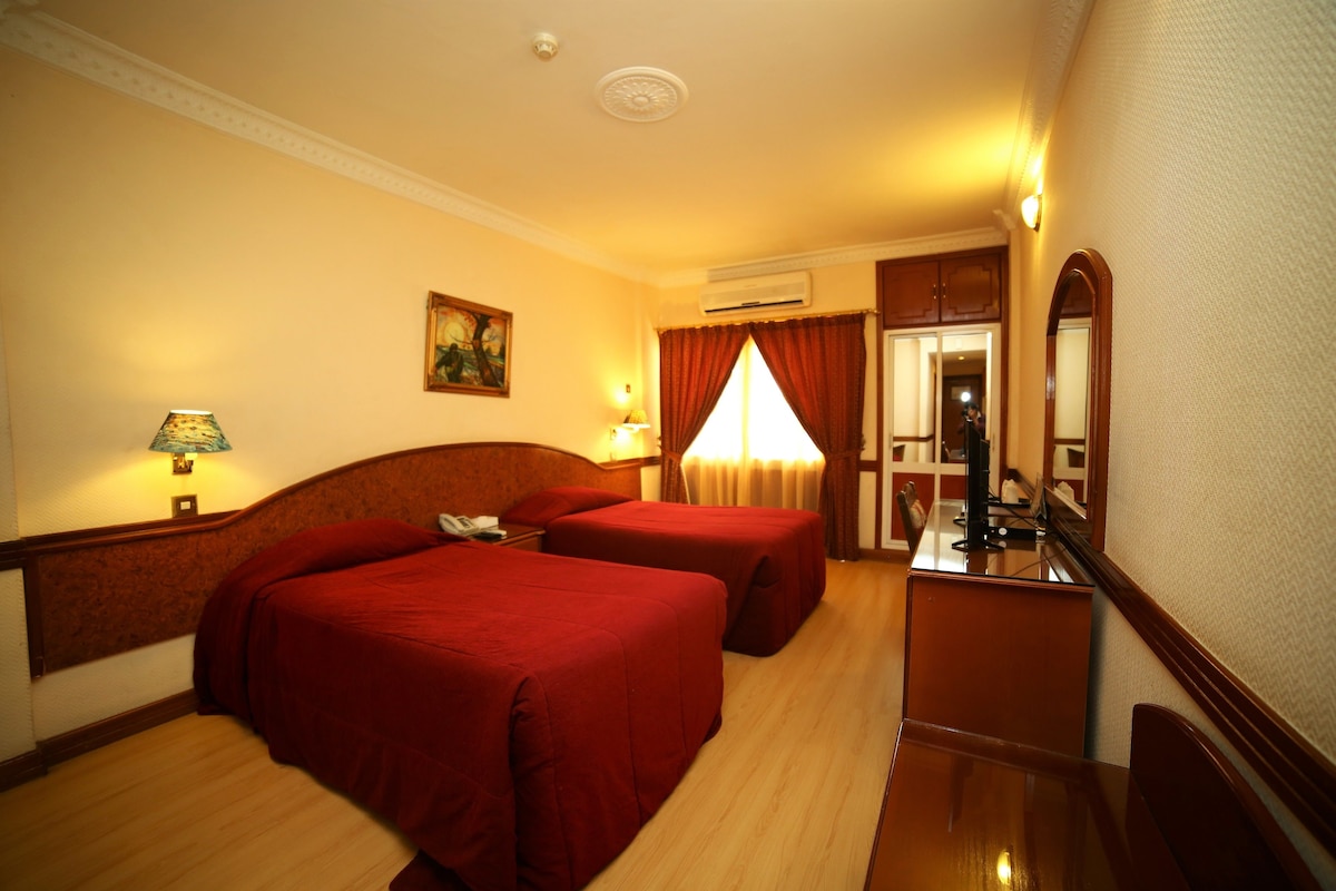 Awal Hotel 6