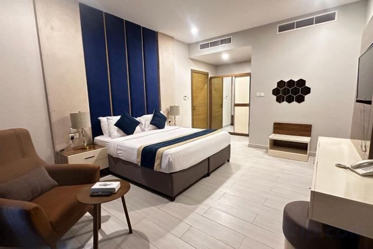 BW Suites & Spa 5